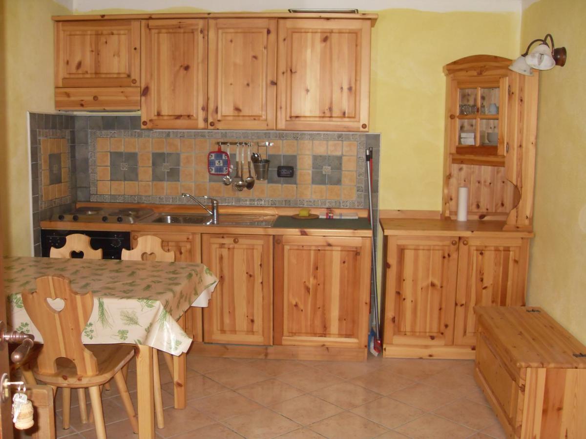 Residence Les Myosotis Champoluc Exterior foto