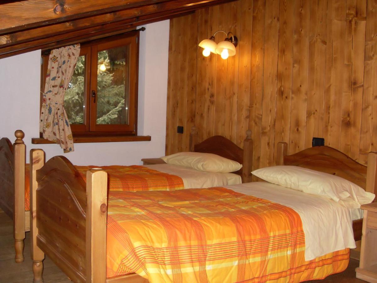 Residence Les Myosotis Champoluc Exterior foto