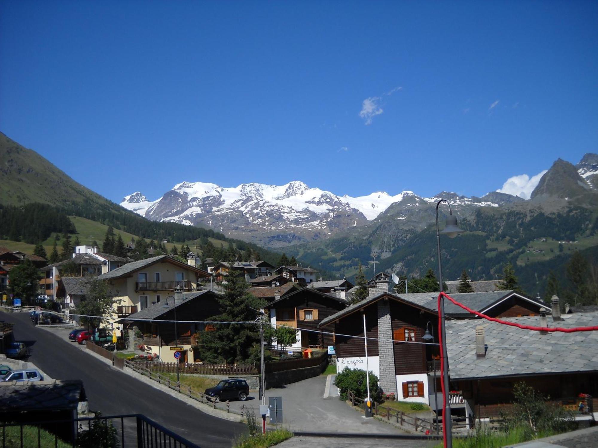 Residence Les Myosotis Champoluc Exterior foto