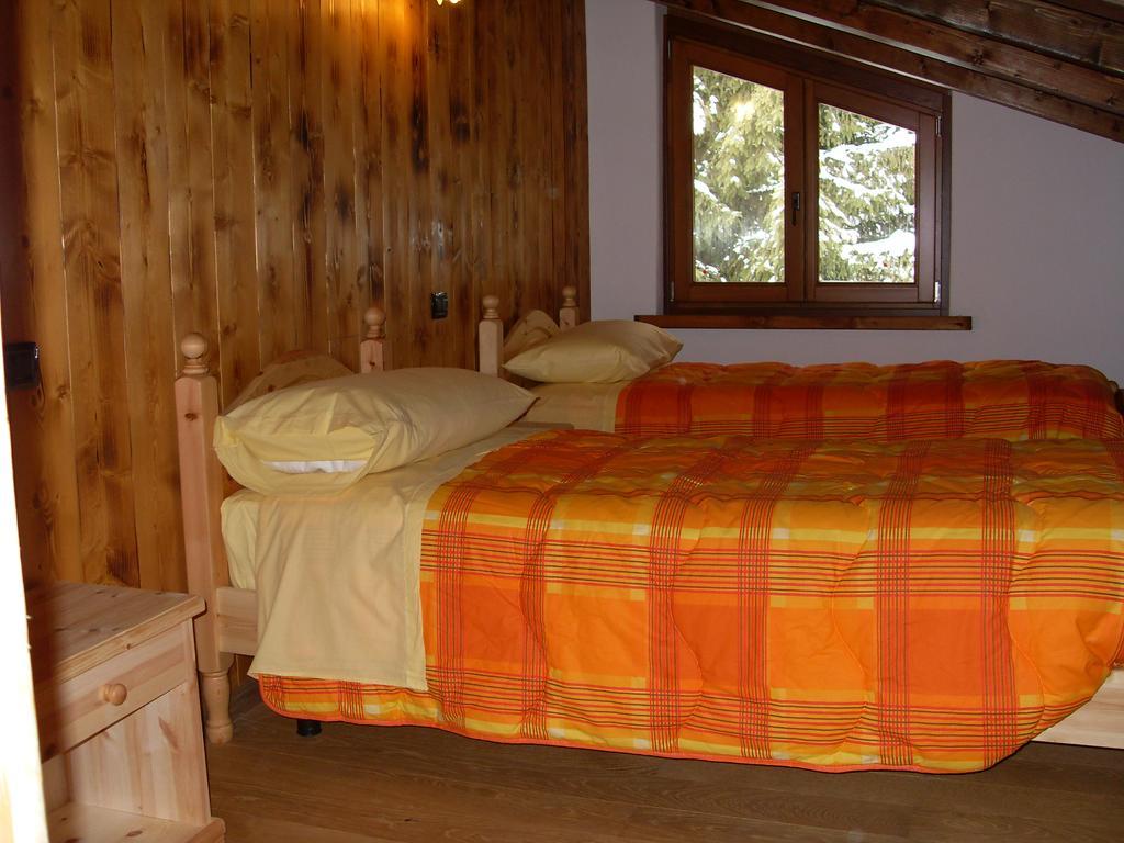Residence Les Myosotis Champoluc Exterior foto