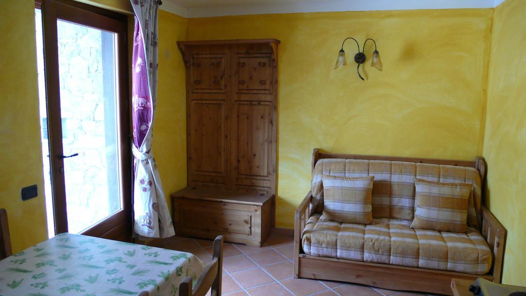 Residence Les Myosotis Champoluc Exterior foto